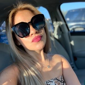 Meet your Posher, Natalia